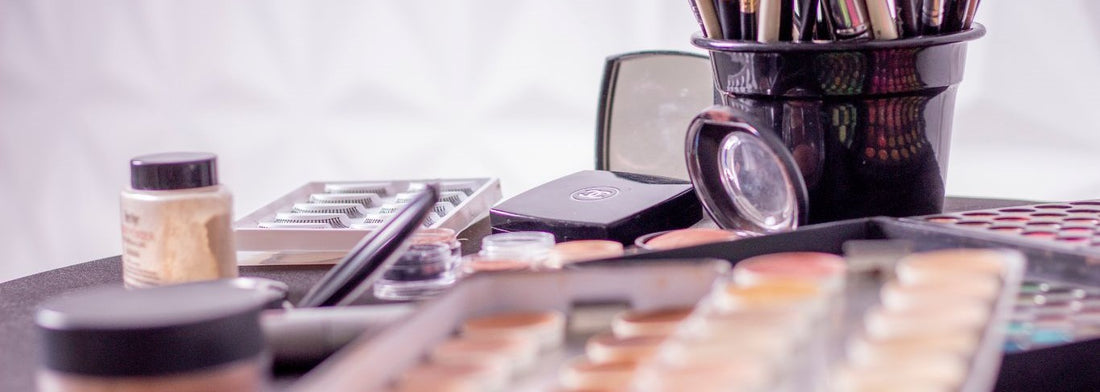 Maekup and makeup brushes
